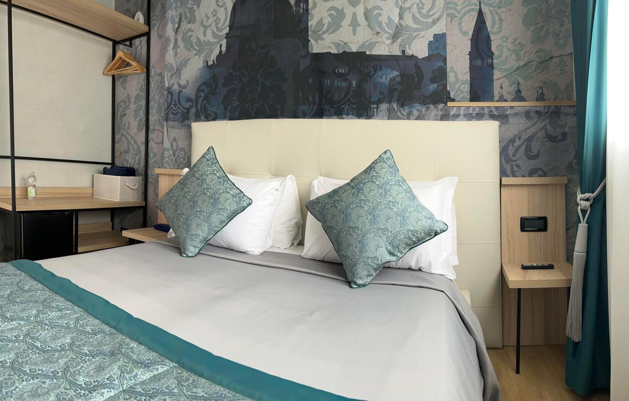 Hotel Al Graspo De Ua Венеция Экстерьер фото