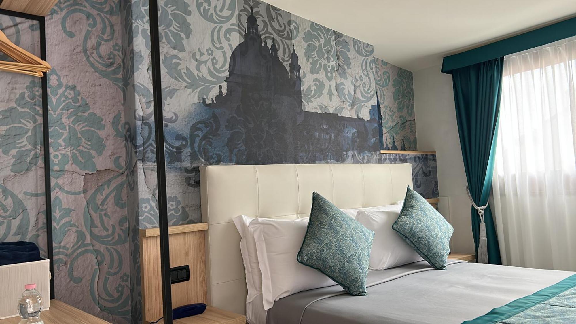 Hotel Al Graspo De Ua Венеция Экстерьер фото
