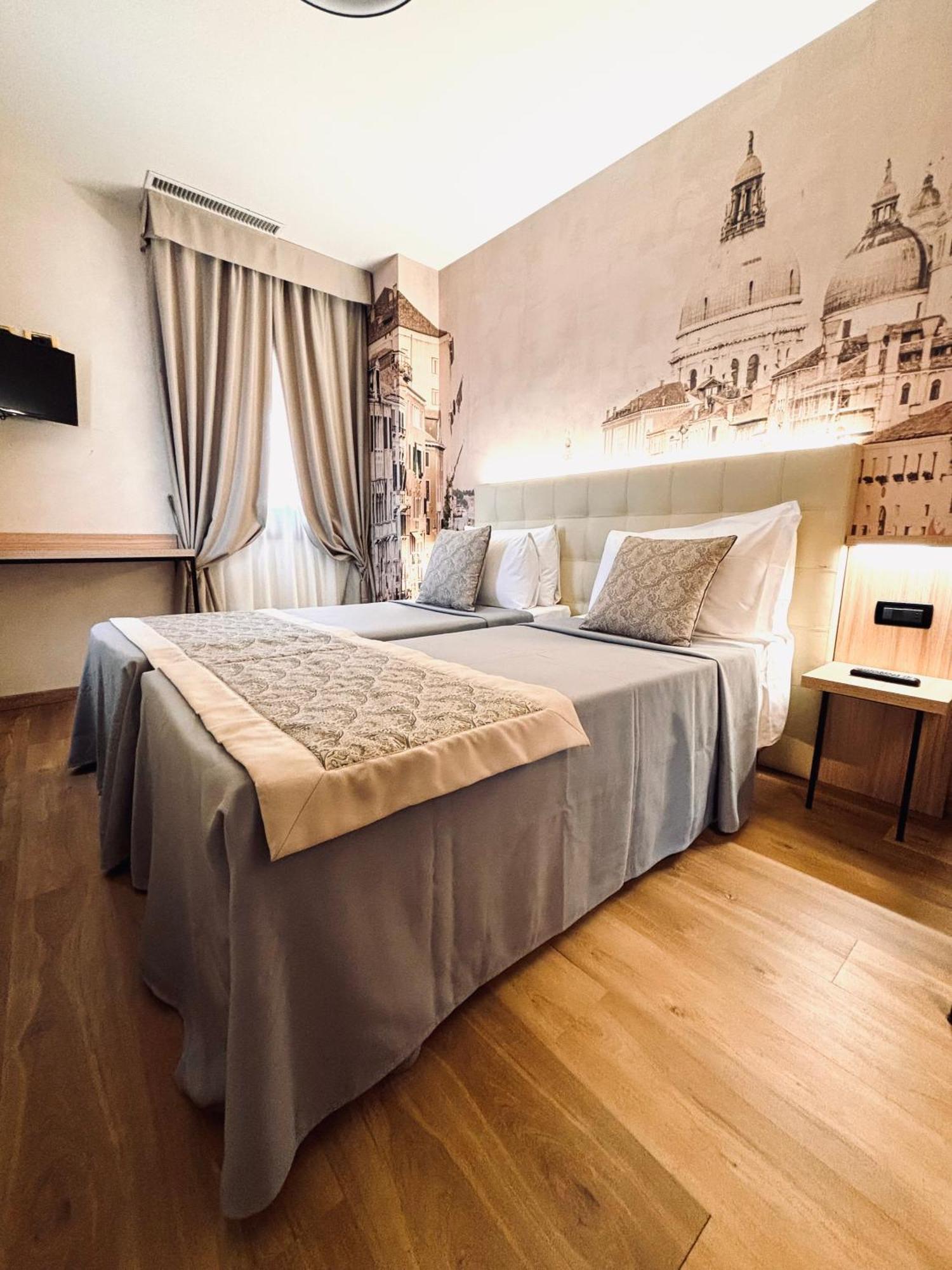 Hotel Al Graspo De Ua Венеция Экстерьер фото
