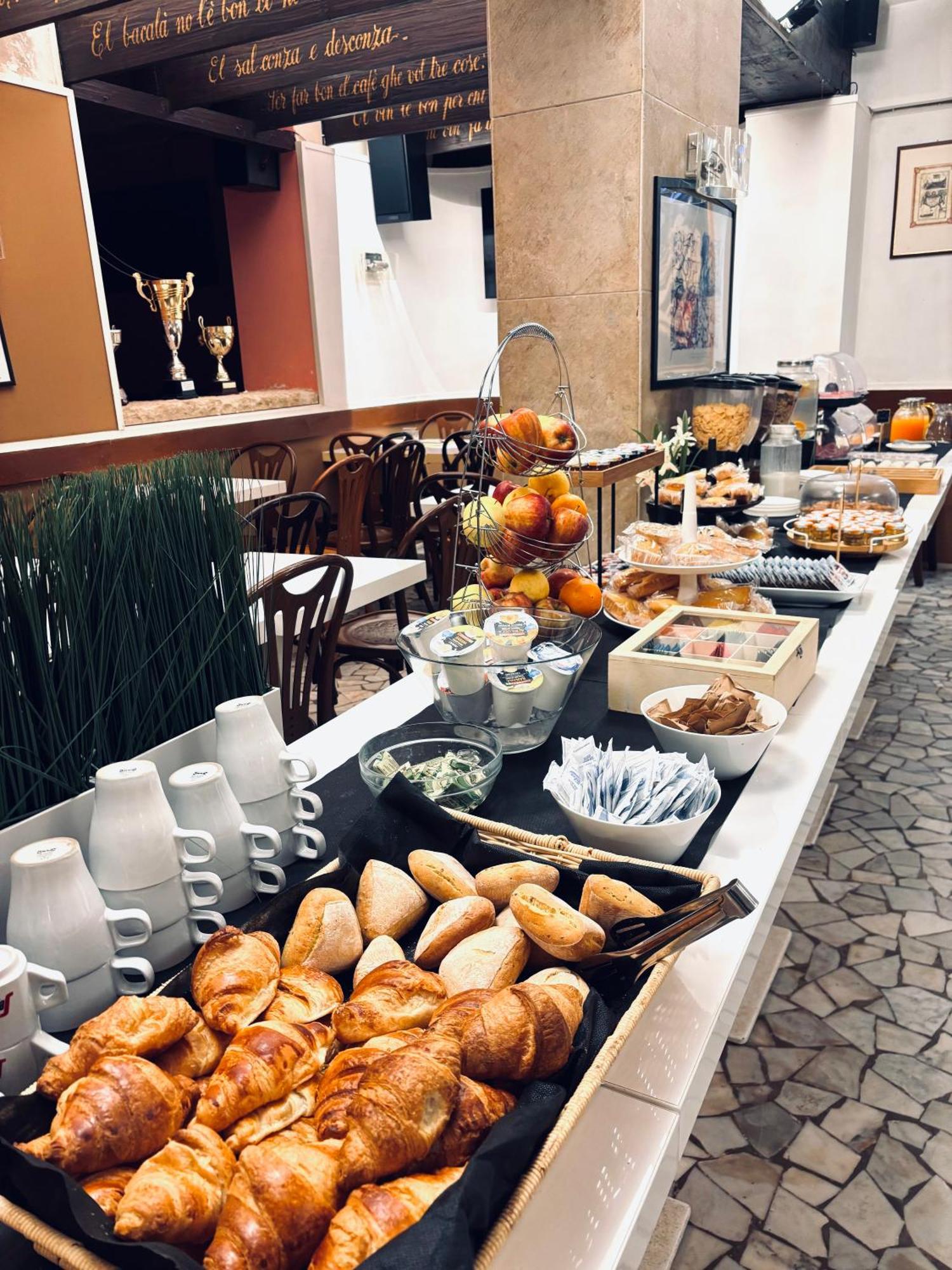 Hotel Al Graspo De Ua Венеция Экстерьер фото